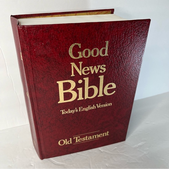 Good News Bible Today's English Version old Testament - Picture 2 of 9